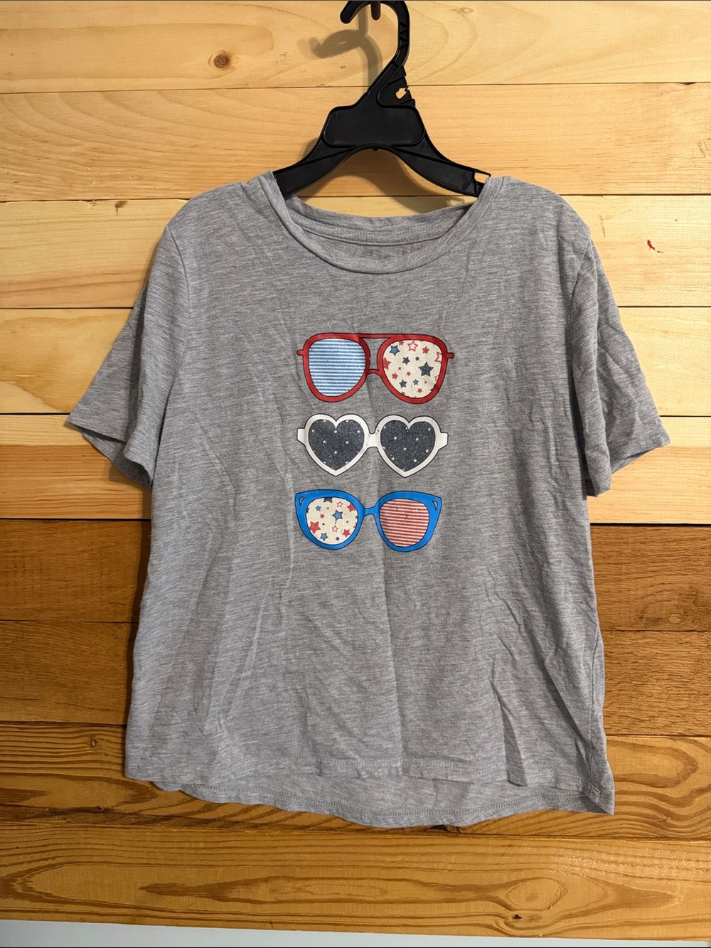 Girls' Gray Short Sleeve Tee with Sunglasses Graphic